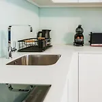 Ria Palace Apartment