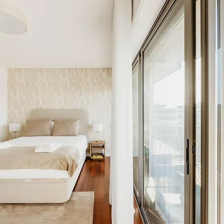 Ria Palace Apartment Aveiro